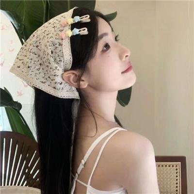 小小爱火花高清封面